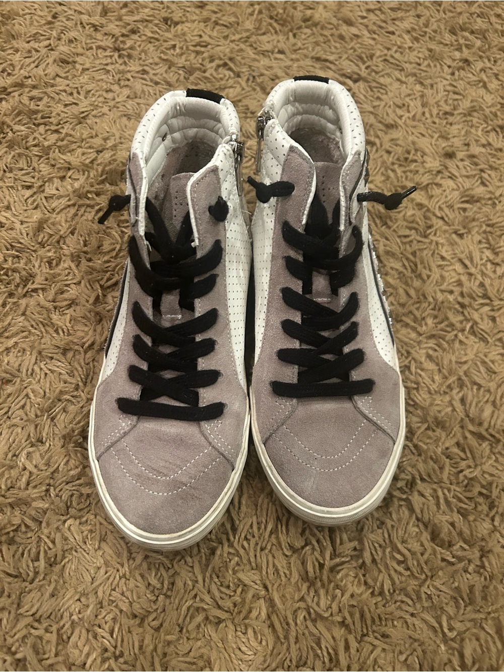 Vintage Havana Women's High-Top Sneakers in Light Gray and white